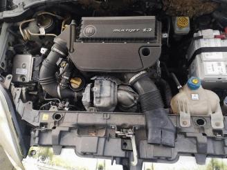 Fiat Punto Punto Evo (199), Hatchback, 2009 / 2012 1.3 JTD Multijet 85 16V Euro 5 picture 11