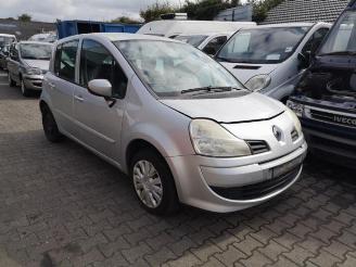 Vrakbiler auto Renault Modus Modus/Grand Modus (JP), MPV, 2004 / 2012 1.6 16V 2011/0