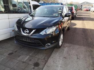 Uttjänta bilar auto Nissan Qashqai Qashqai (J11), SUV, 2013 1.2 DIG-T 16V 2015/4