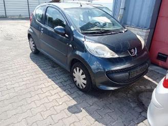 Peugeot 107 107, Hatchback, 2005 / 2014 1.0 12V picture 1
