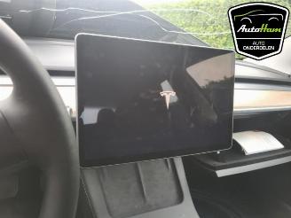 Tesla Model 3  picture 12