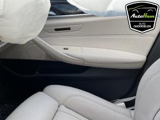 BMW 5-serie 5 serie Touring (G31), Combi, 2017 530i 2.0 TwinPower Turbo 16V Mild Hybrid picture 28