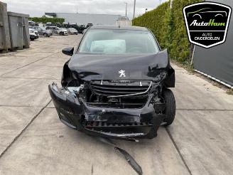 Peugeot 108 108, Hatchback, 2014 1.0 12V VVT-i picture 3