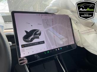 Tesla Model 3 Model 3, Sedan, 2017 Long Range AWD 75 kWh picture 17