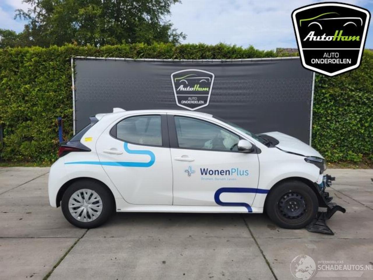 Toyota Yaris Yaris IV (P21/PA1/PH1), Hatchback, 2020 1.5 12V Hybrid 115