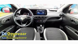 Hyundai I-10 i10, Hatchback, 2019 1.0 12V picture 2