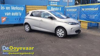 Uttjänta bilar auto Renault Zoé Zoe (AG), Hatchback 5-drs, 2012 46kW 2015/4