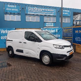  Toyota ProAce PROACE CITY 1.5 D-4D Live 2023/8