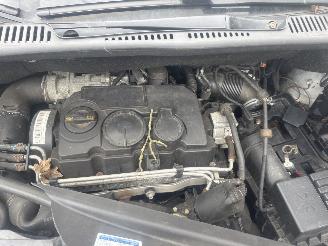 Volkswagen Caddy  picture 3