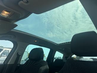 Peugeot 5008 1.6 HDiF Blue Lease 7p picture 19