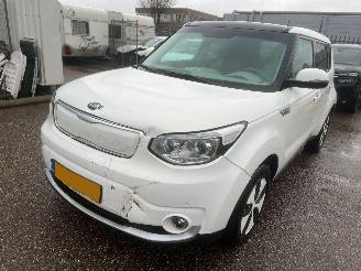 skadebil auto Kia E-Soul EV Edition AUTOMAAT 30 kWh BJ 2019 38808 KM 2019/1