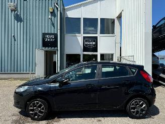 skadebil auto Ford Fiesta 1.0 Style BJ 2014 43246 KM 2014/5