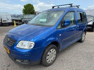 krockskadad bil auto Volkswagen Caddy 1.6 Comfortline 5p. 2010/1