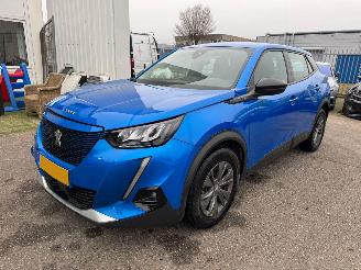 Coche accidentado Peugeot e-2008 EV Active Pack 50 kWh BJ 2022 2022/6