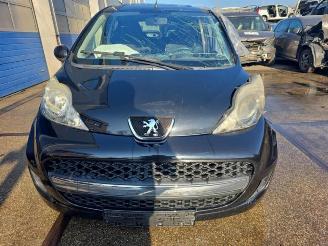 Vrakbiler auto Peugeot 107 107, Hatchback, 2005 / 2014 1.0 12V 2011/11