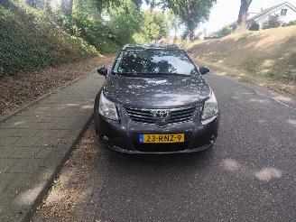 Toyota Avensis AVENSIS AUTOMAAT DEFECT !!! 1.8 BENZINE picture 2