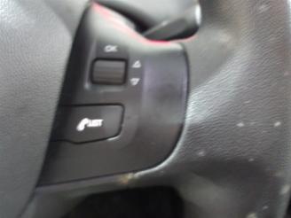 Peugeot 208  picture 42