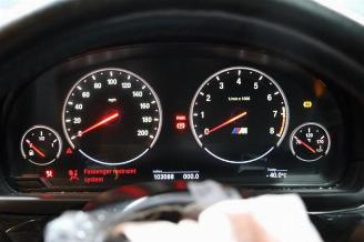 BMW M5 M5 (F10), Sedan, 2011 / 2016 4.4 V8 32V TwinPower Turbo picture 12