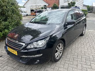 Peugeot 308 1.2 PURETECH BLEU LEASE EXECUTIVE picture 1