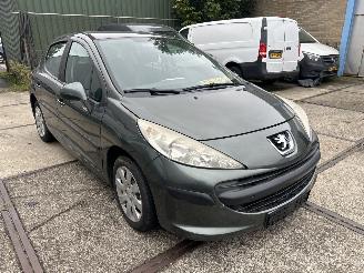 skadebil auto Peugeot 207 1.4 VTI COOL N BLEU 2008/2