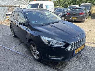 skadebil auto Ford Focus 1.5 TITANIUM 2018/1