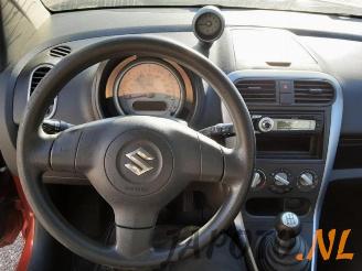 Suzuki Splash Splash, MPV, 2008 / 2015 1.0 12V picture 11