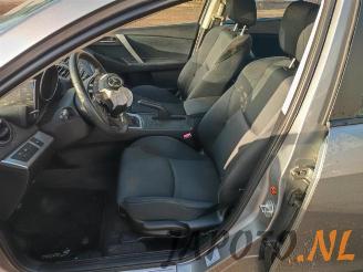 Mazda 3 3 (BL12/BLA2/BLB2), Sedan, 2008 / 2014 1.6i MZR 16V picture 12