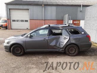 Toyota Avensis Avensis Wagon (T25/B1E), Combi, 2003 / 2008 1.8 16V VVT-i picture 2