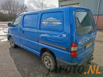 Toyota Hi-Ace HiAce II, Bus, 1995 / 2012 2.5 D4-D 117 4x4 picture 3