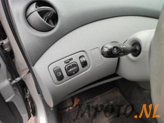 Toyota Yaris Yaris (P1), Hatchback, 1999 / 2005 1.3 16V VVT-i picture 11