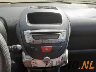 Toyota Aygo Aygo (B10), Hatchback, 2005 / 2014 1.0 12V VVT-i picture 12