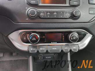 Kia Rio Rio III (UB), Hatchback, 2011 / 2017 1.2 CVVT 16V picture 15