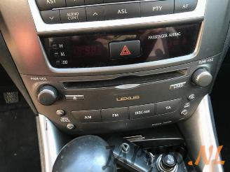 Lexus IS  picture 15