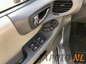 Hyundai Santa Fe Santa Fe I, SUV, 2000 / 2006 2.0 16V 4x2 picture 10