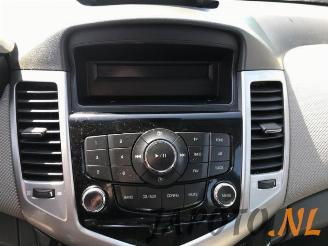 Chevrolet Cruze Cruze (300), Sedan, 2009 / 2015 1.8 16V VVT picture 15