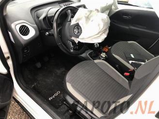 Toyota Aygo Aygo (B40), Hatchback, 2014 1.0 12V VVT-i picture 9