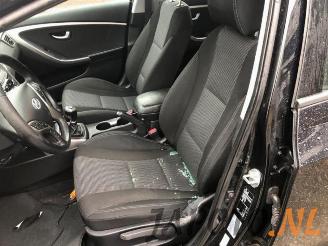 Hyundai I-30 i30 (GDHB5), Hatchback, 2011 1.6 GDI Blue 16V picture 12