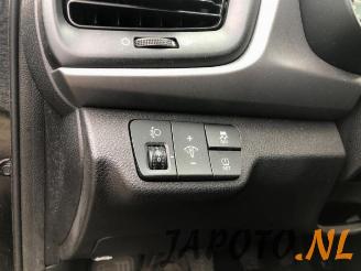 Kia Rio Rio IV (YB), Hatchback, 2017 1.0i T-GDi 100 12V picture 8