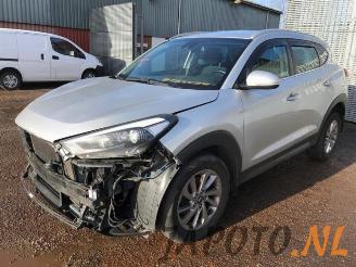 Uttjänta bilar auto Hyundai Tucson Tucson (TL), SUV, 2015 1.7 CRDi 16V 2WD 2016/4