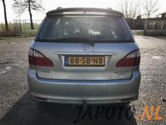 Toyota Avensis-verso Avensis Verso (M20), MPV, 2001 / 2005 2.0 16V VVT-i D-4 picture 6
