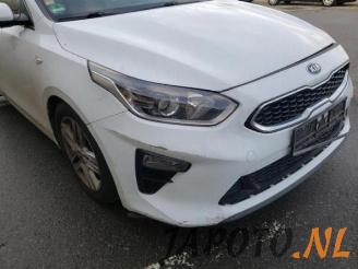 Kia Cee d Ceed Sportswagon (CDF), Combi 5-drs, 2018 1.4 T-GDI 16V picture 15