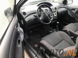 Toyota Yaris Yaris (P1), Hatchback, 1999 / 2005 1.5 TS 16V VVT-i picture 10