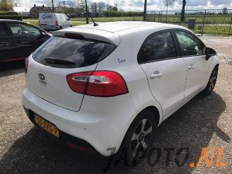 Kia Rio Rio III (UB), Hatchback, 2011 / 2017 1.2 CVVT 16V picture 4