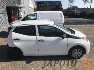 Toyota Aygo Aygo (B40), Hatchback, 2014 1.0 12V VVT-i picture 5