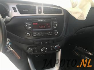 Kia Cee d Cee'd (JDB5), Hatchback 5-drs, 2012 / 2018 1.6 GDI 16V picture 7