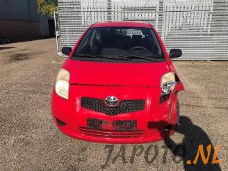 Toyota Yaris Yaris II (P9), Hatchback, 2005 / 2014 1.0 12V VVT-i picture 8