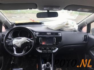 Kia Rio Rio III (UB), Hatchback, 2011 / 2017 1.2 CVVT 16V picture 9