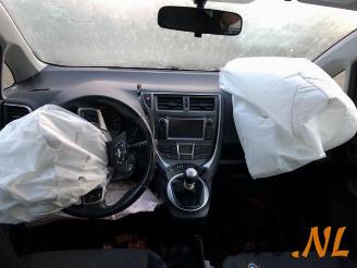 Toyota Verso S Verso S, MPV, 2010 / 2016 1.33 16V Dual VVT-I picture 9