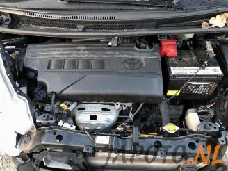 Toyota Verso S Verso S, MPV, 2010 / 2016 1.33 16V Dual VVT-I picture 14