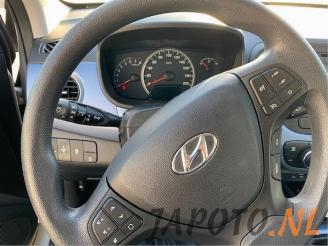 Hyundai I-10 i10 (B5), Hatchback, 2013 / 2019 1.0 12V picture 14